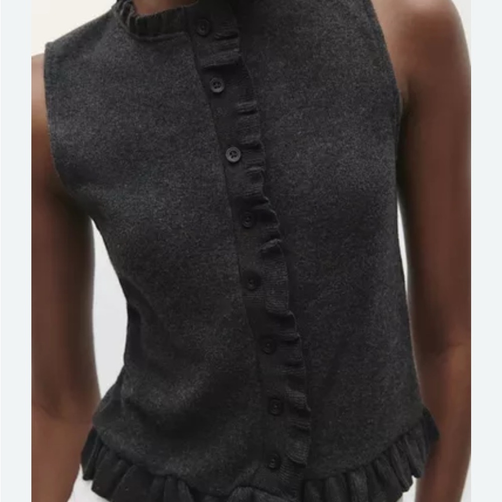 NWT Zara Charcoal Sleeveless Ruffle Top
